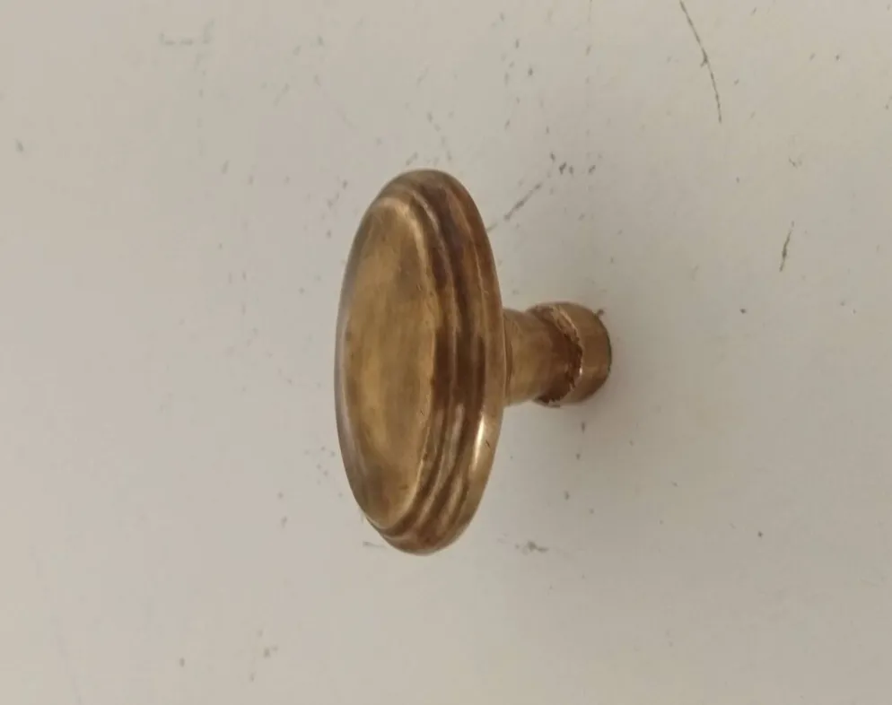 Poignée de porte ancienne en laiton massif doré