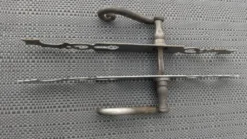 Poignets de porte anciens
