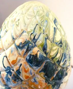Pomme de pin, céramique, terre cuite émaillée, couleurs mêlées, vives,32cm
