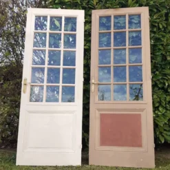 Porte ancienne de communication vitrée moulurée 218,5x83 15 petits carreaux