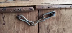 Porte ancienne en bois