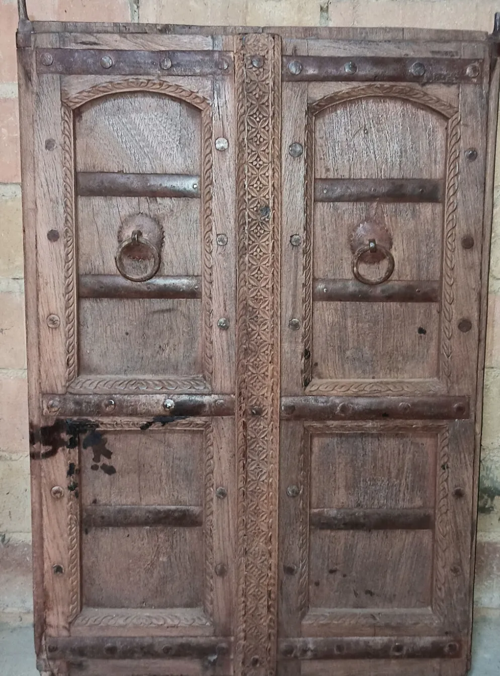 Porte ancienne en bois