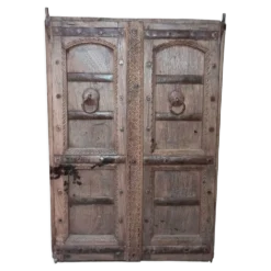 Porte ancienne en bois