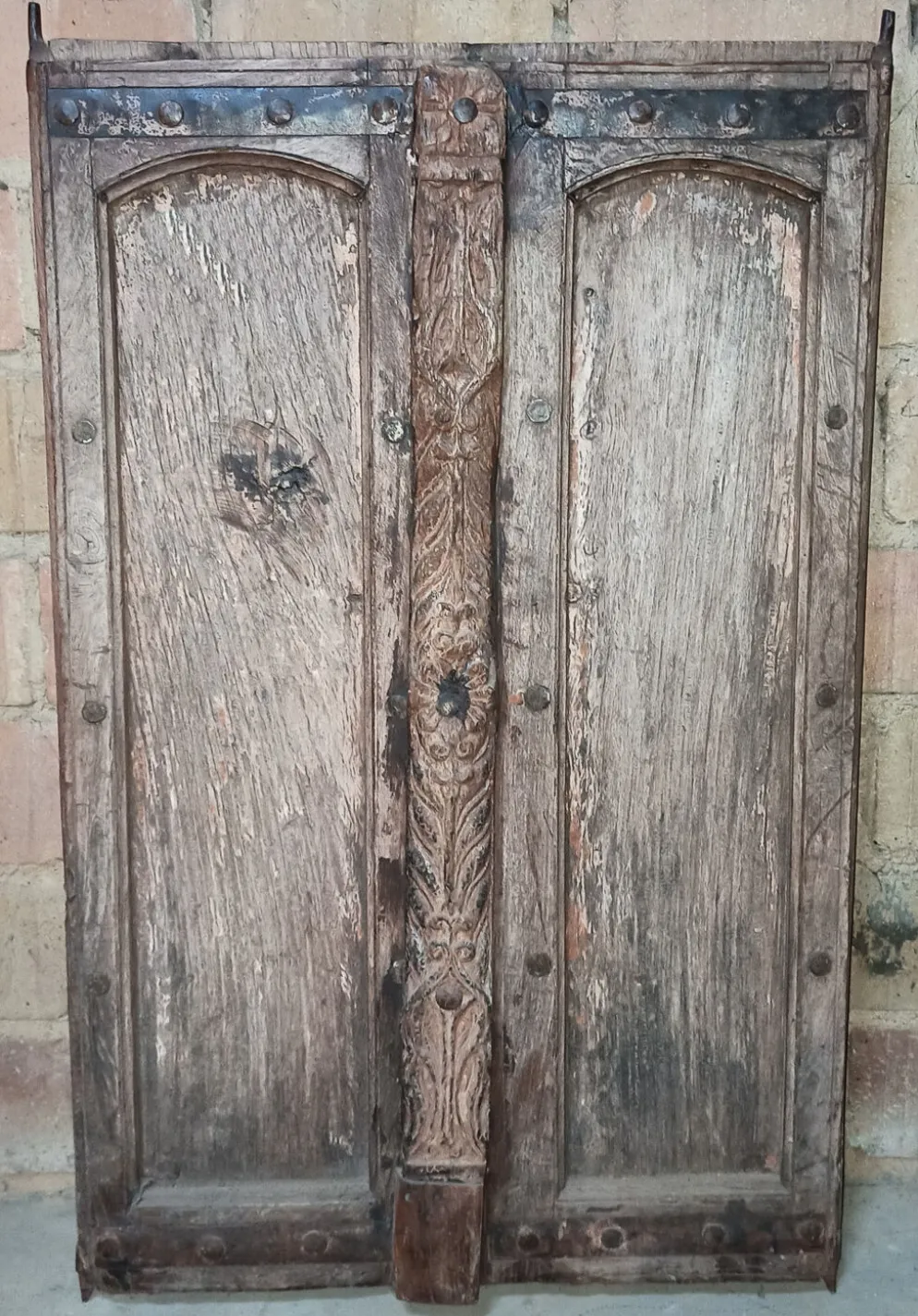 Porte ancienne en bois