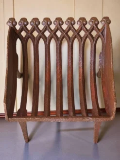 Porte-buche corbeille de cheminée en fonte