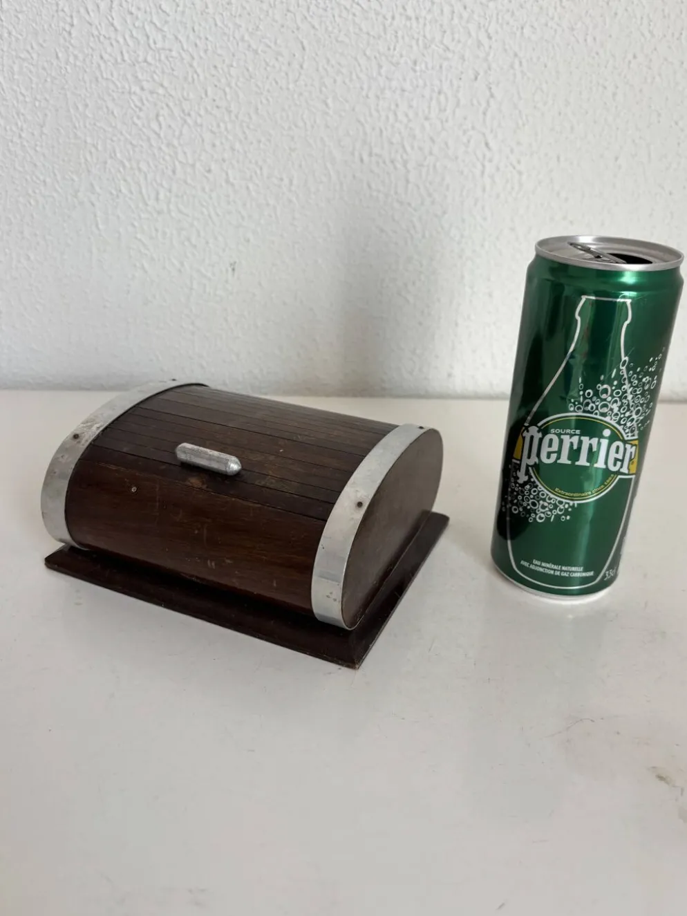 Porte-cigarettes vintage 1960 distributeur bois métal doré - 16 x 13 cm