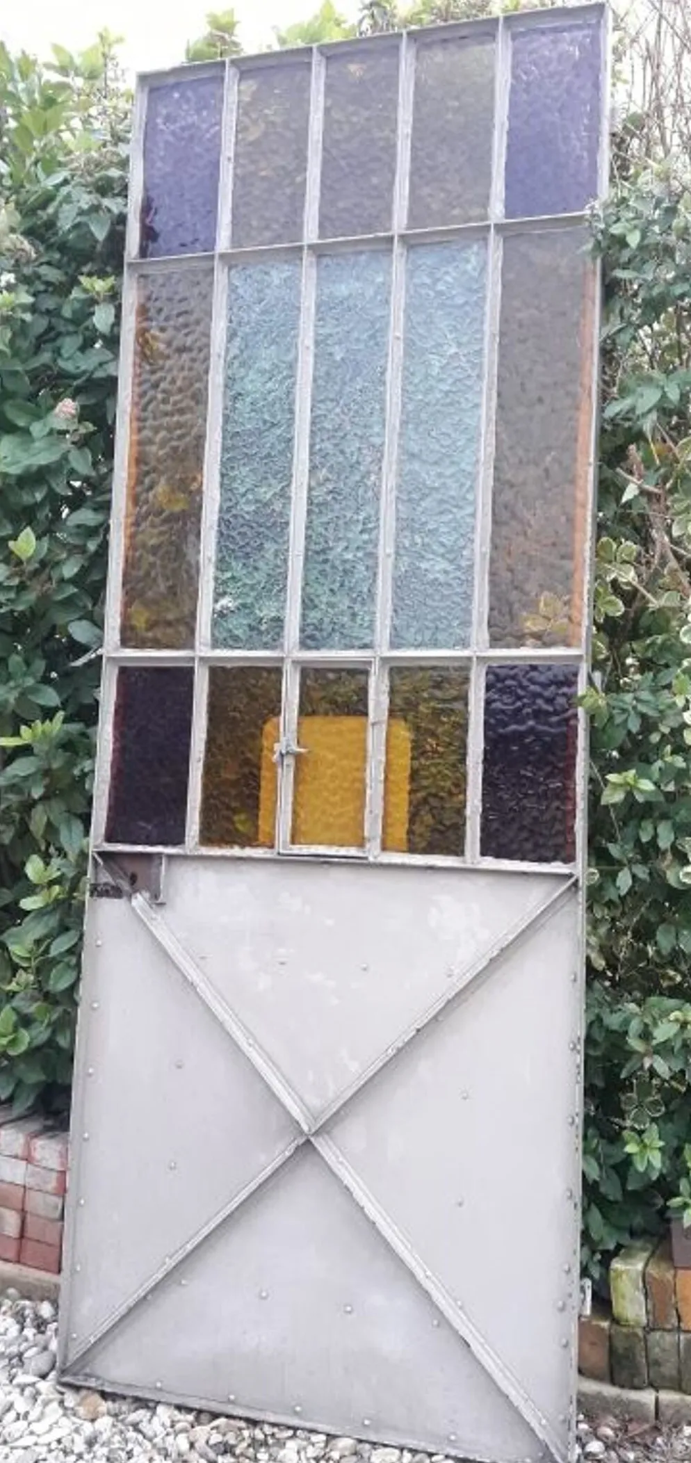Porte d'atelier 258,4x98,5cm en fer et verres cathédrales colorés