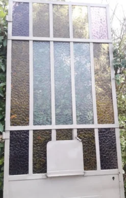Porte d'atelier 258,4x98,5cm en fer et verres cathédrales colorés