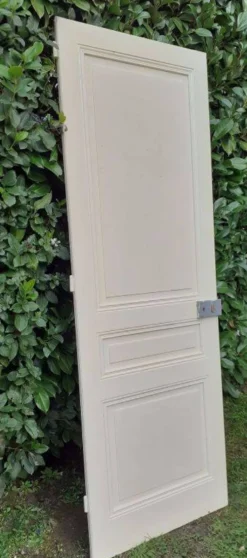 Porte de communication h221x79cm ancienne panneautée, moulurée, intérieure