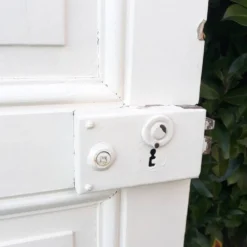 Porte de communication H220xL80,5cm ancienne panneautée moulurée