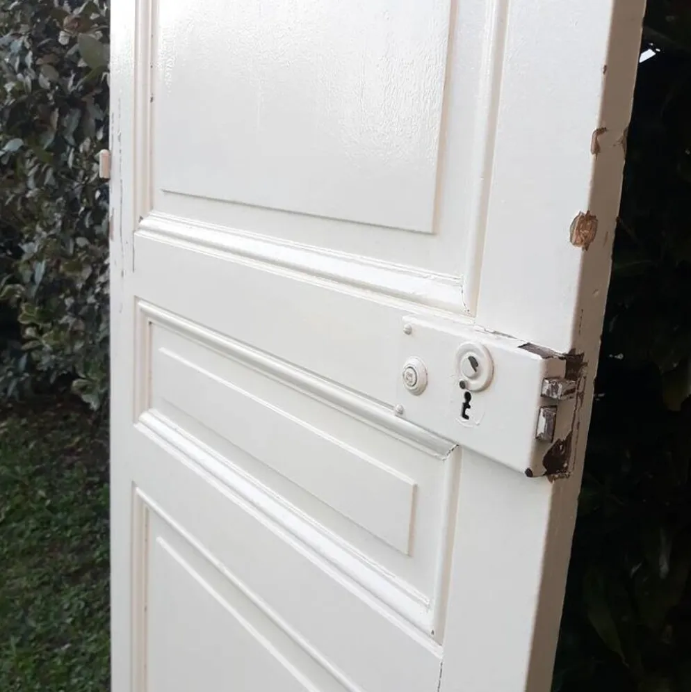 Porte de communication H220xL80,5cm ancienne panneautée moulurée