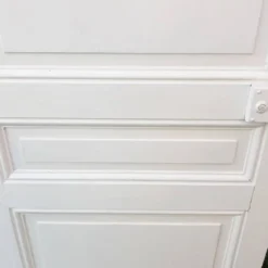 Porte de communication H220xL80,5cm ancienne panneautée moulurée