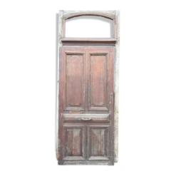 Porte d'entrée ancienne en chêne massif avec bâti