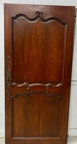 Porte de placard en merisier massif XVIII siècle