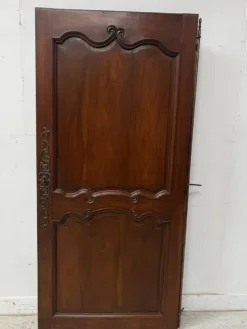 Porte de placard en merisier massif XVIII siècle