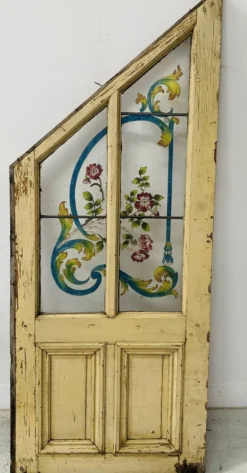 Porte de sous escalier en sapin et verre peint XX siècle