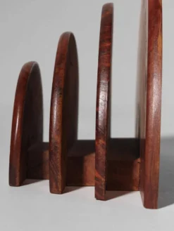 Porte-lettres en bois de noyer Art Déco
