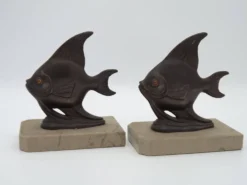 Porte-livres vintage français Art Déco en forme de poisson - Porte-livres en marbre et en spelter