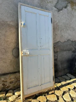porte à 4 panneaux