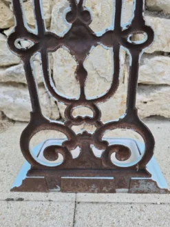 Porte-parapluie Art nouveau en fonte – Deville, Pailliette & Cie, Char