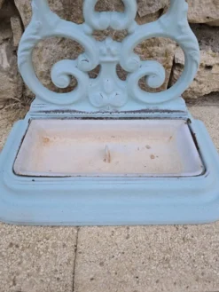 Porte-parapluie Art nouveau en fonte – Deville, Pailliette & Cie, Char