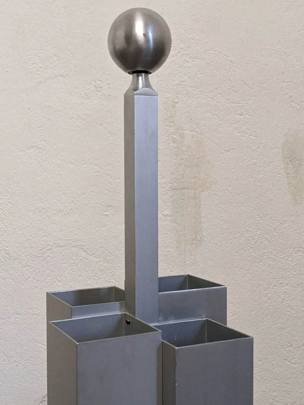 Porte-parapluie en aluminium attribué à Walter & Moretti, France vers 1970