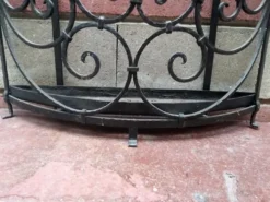 Porte parapluie en fer forgé martelé