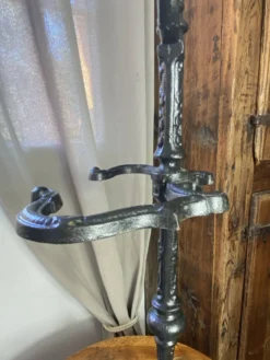 Porte-parapluie en fonte émaillée