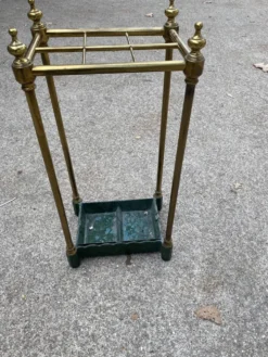 Porte parapluie en laiton