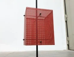 Porte-parapluie minimaliste en acier perforé, années 1960