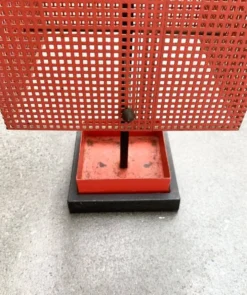 Porte-parapluie minimaliste en acier perforé, années 1960