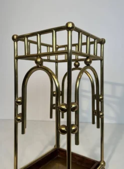 Porte-parapluies moderniste en laiton dans le goût de Joseph Hoffmann