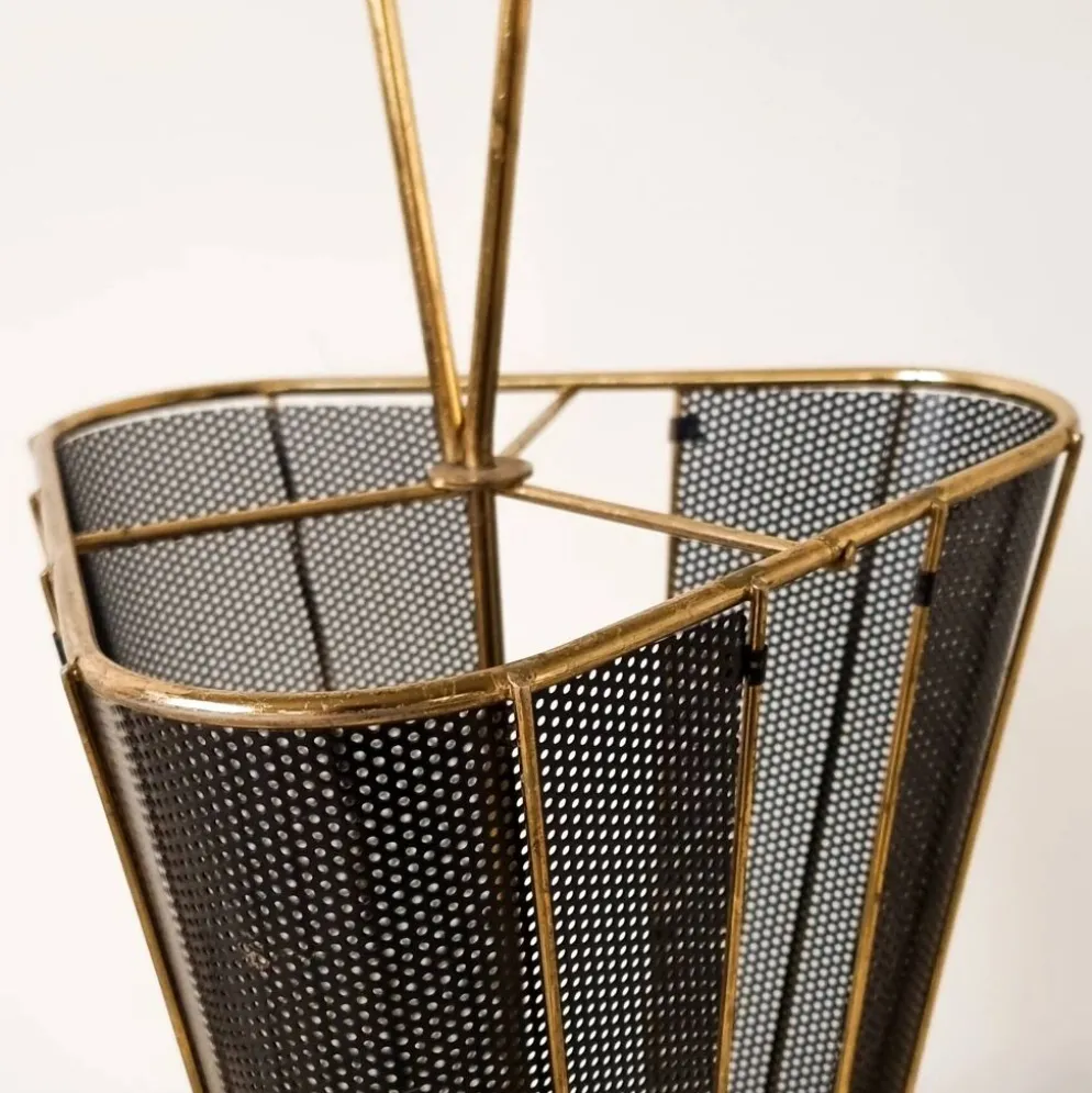 Porte-parapluies moderniste