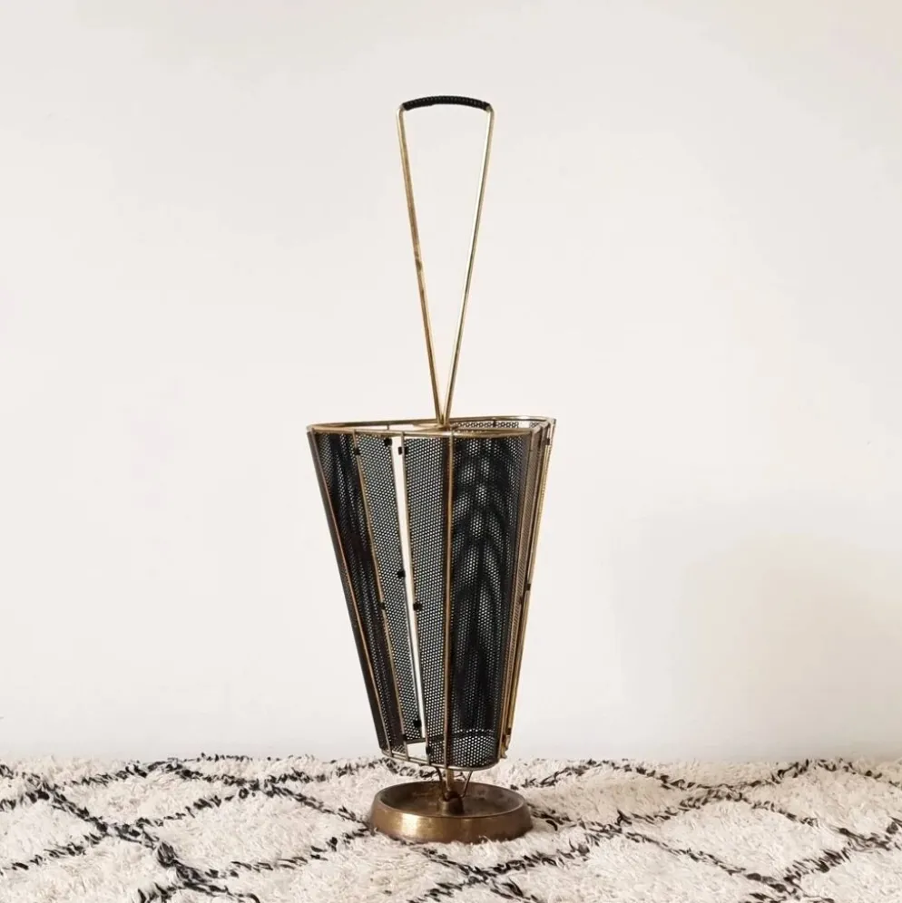 Porte-parapluies moderniste