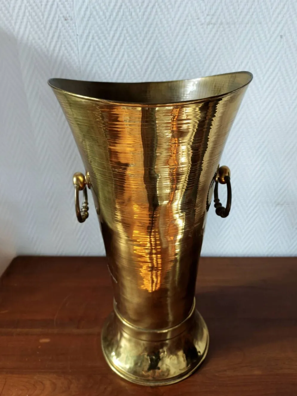 Porte-parapluie vintage en laiton massif