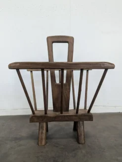 Porte revue brutaliste