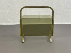 Porte revue en laiton et verre
