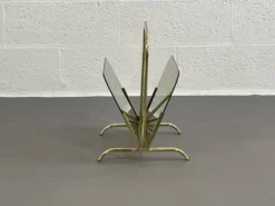 Porte revue en laiton et verre