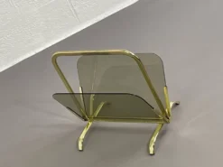 Porte revue en laiton et verre
