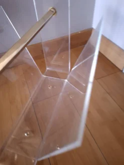 Porte revue en plexiglas David Lange pour Roche Bobois