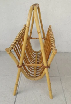 Porte-revue en rotin