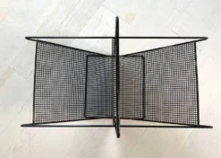 Porte-revue en tole perforée, 1960