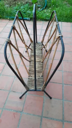 Porte revue métal et osier