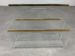 Porte revue plexiglas et laiton années 70 style hollywood regency