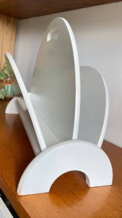 Porte revues blanc design annees 80