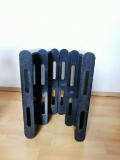 Porte-revues en plastique ABS noir Giotto Stoppino pour Kartell - Italie des années 1970