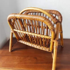 Porte-revues en rotin vintage 50-60