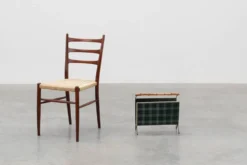 Porte-revues Mid-Century Modern avec poignée en bambou, Belgique années 1960