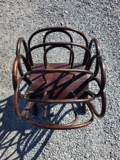 Porte revues Thonet en bois courbé art nouveau