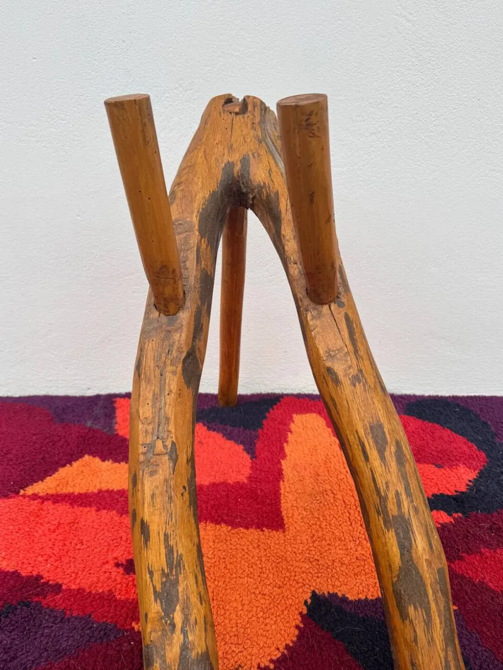 Porte revue style brutaliste bois années 60